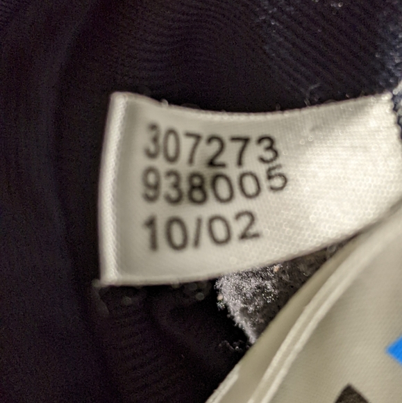 Vintage Adidas dark blue zip up track jacket. Men's medium. - Picture 9 of 14